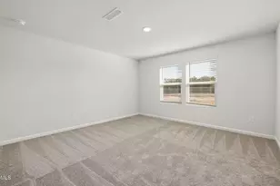 323 Scottsdale Dr, Sanford, NC 27330 - Photo 10
