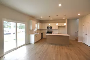32 Plantation Dr, Youngsville, NC 27596 - Photo 8