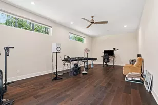 4628 Hibiscus Ln, Chapel Hill, NC 27516 - Photo 50