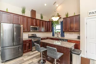 468 Lakemont Dr, Clayton, NC 27520 - Photo 10