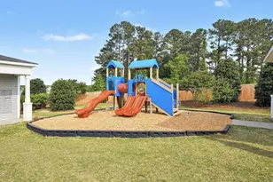 468 Lakemont Dr, Clayton, NC 27520 - Photo 32