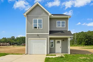 902 Butler Dr, Erwin, NC 28339 - Photo 1