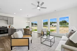 902 Butler Dr, Erwin, NC 28339 - Photo 6