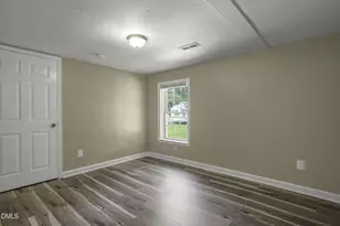 110 Campbell St, Lumberton, NC 28358 - Photo 14