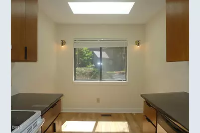 424 Fairoaks Circle, Chapel Hill, NC 27516 - Photo 12