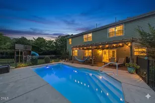 213 Sea Biscuit Ln, Apex, NC 27539 - Photo 2