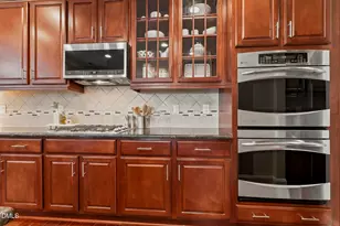 300 Silver Bluff St, Holly Springs, NC 27540 - Photo 18