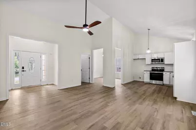 469 Hunter Way, Clayton, NC 27520 - Photo 4