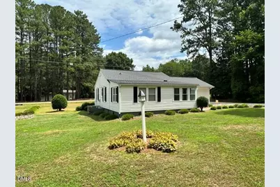 560 Clyde Pearce Road, Zebulon, NC 27597 - Photo 2