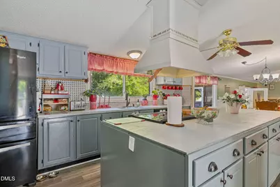 200 Sunray Drive, Clayton, NC 27520 - Photo 10