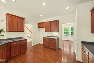 612 Winter Breeze Ct, Cary, NC 27513 - Photo 6