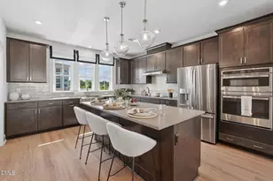 1025 Zelkova Ln, Chapel Hill, NC 27517 - Photo 10