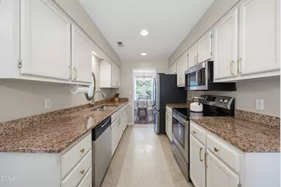 126 Lake Hollow Circle, Cary, NC 27513 - Photo 8