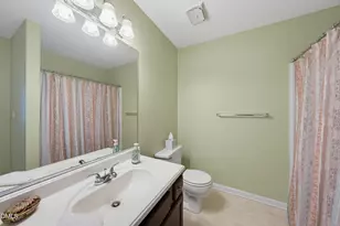126 Lake Hollow Cir, Cary, NC 27513 - Photo 22