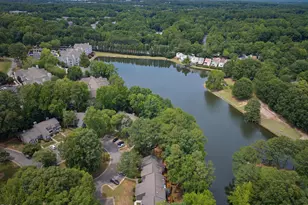 126 Lake Hollow Cir, Cary, NC 27513 - Photo 2