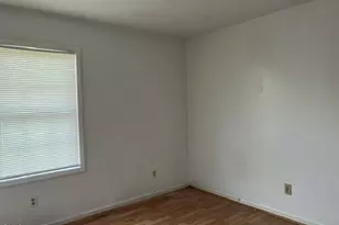 601 N Chestnut Street N, Henderson, NC 27536 - Photo 8