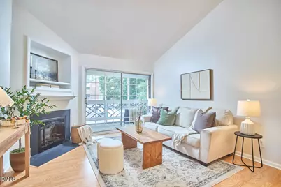 1005 Kingswood Drive #E, Chapel Hill, NC 27517 - Photo 2