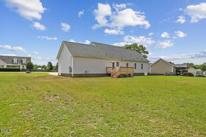 201 Jesse Drive, Smithfield, NC 27577 - Photo 12