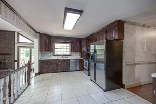 1210 E Cumberland St, Dunn, NC 28334 - Photo 10