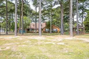 1210 E Cumberland St, Dunn, NC 28334 - Photo 2