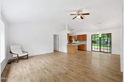 702 N 9th Street, Mebane, NC 27302 - Photo 4