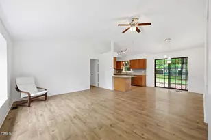 702 N 9th St, Mebane, NC 27302 - Photo 4