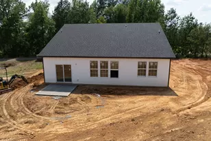 6218 Carole Dr, Oxford, NC 27565 - Photo 4
