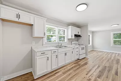 149 S Elizabeth Street, Henderson, NC 27536 - Photo 6