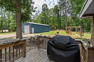 111 Nature Ln, Henderson, NC 27537 - Photo 22