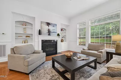 1049 Kennicott Avenue, Cary, NC 27513 - Photo 4