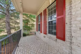 1049 Kennicott Ave, Cary, NC 27513 - Photo 4