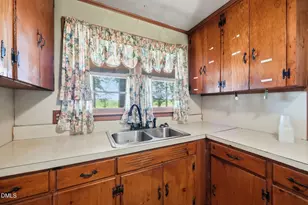 940 Nc Hwy 42, Goldston, NC 27252 - Photo 16