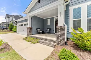 108 Welcome Dr, Fuquay Varina, NC 27526 - Photo 2