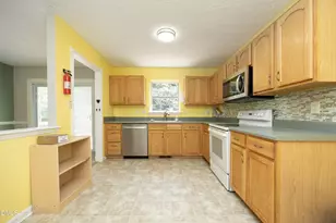 5732 Brambleton Ave, Raleigh, NC 27610 - Photo 12
