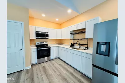 407 Walker Avenue, Graham, NC 27253 - Photo 6