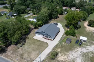 730 NW Blvd, Clinton, NC 28328 - Photo 68