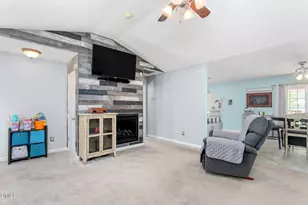 5993 Evelyn Ln, Pleasant Garden, NC 27313 - Photo 8