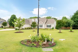 10 Colson Dr, Garner, NC 27529 - Photo 2