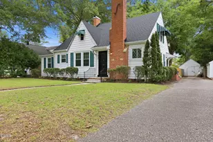 408 E Lee St, Smithfield, NC 27577 - Photo 4
