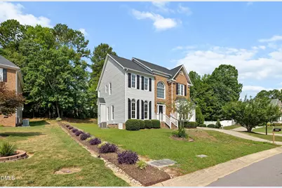 3528 Dewing Drive, Raleigh, NC 27616 - Photo 2