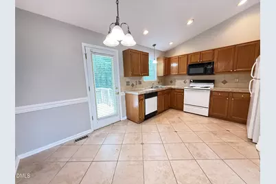 610 E Jones Avenue, Wake Forest, NC 27587 - Photo 6