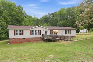 5218 Divine Ln, Mebane, NC 27302 - Photo 2