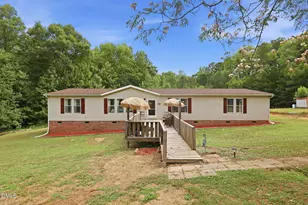 5218 Divine Ln, Mebane, NC 27302 - Photo 1
