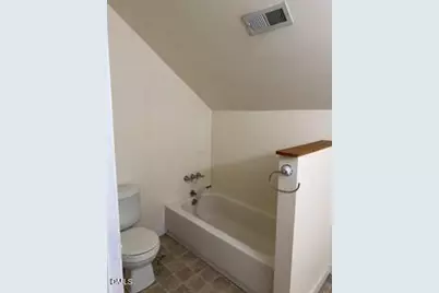 949 Oxford Road, Roxboro, NC 27573 - Photo 16