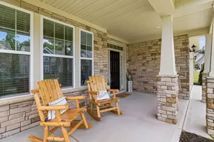 852 Golden Plum Ln, Zebulon, NC 27597 - Photo 4