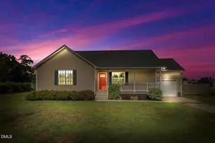 46 Sugarhill Dr, Zebulon, NC 27597 - Photo 2