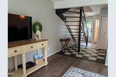 220 Elizabeth Street #Apt F3, Chapel Hill, NC 27514 - Photo 2