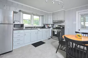 138 Gibson Rd, Mebane, NC 27302 - Photo 6