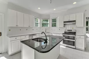 7804 Umstead Forest Dr, Raleigh, NC 27612 - Photo 18