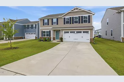 1432 Burgundy Bluff Lane, Zebulon, NC 27597 - Photo 2